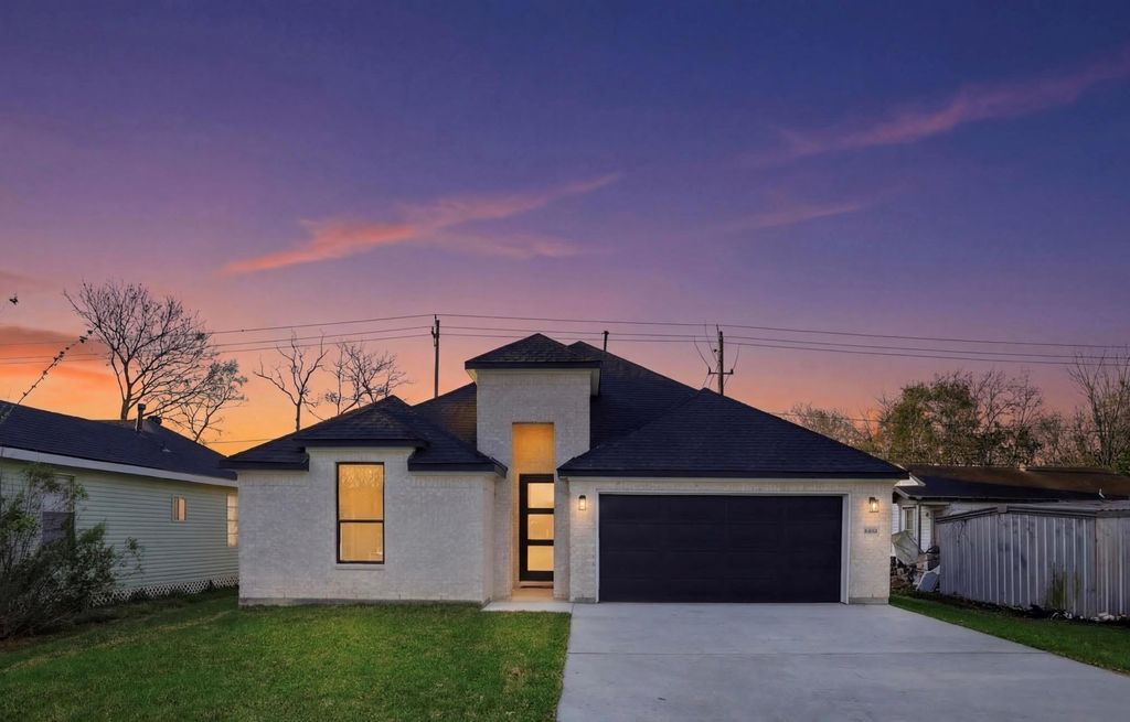 9428 Carlow Lane, La Porte, TX 77571