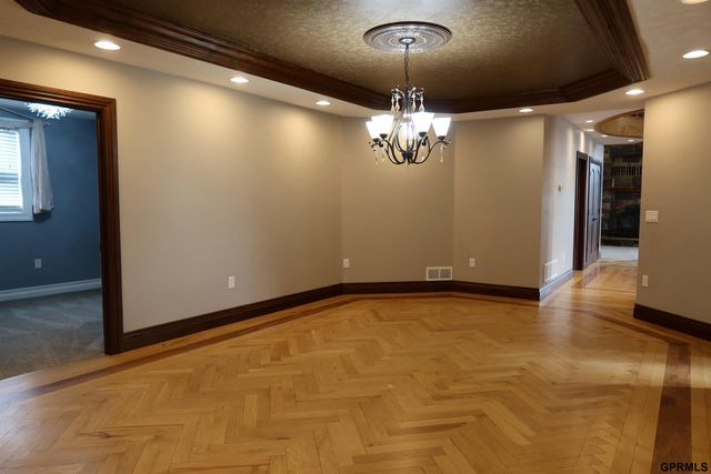 6192 Shady Lake Road, Columbus, NE 68601