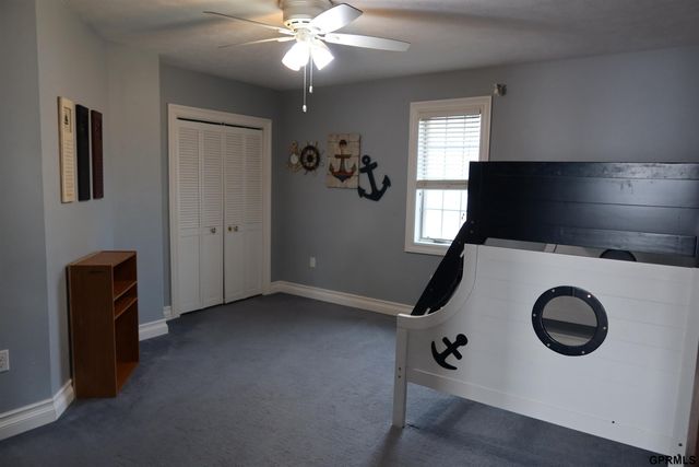 6192 Shady Lake Road, Columbus, NE 68601