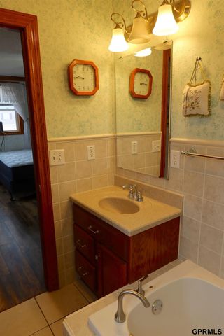 6192 Shady Lake Road, Columbus, NE 68601