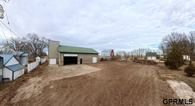 6192 Shady Lake Road, Columbus, NE 68601