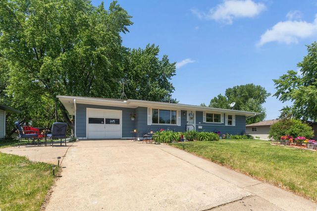 6280 7th Street NE, Fridley, MN 55432