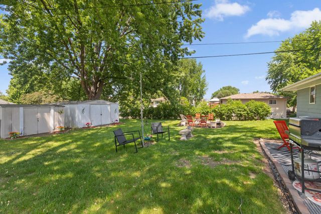 6280 7th Street NE, Fridley, MN 55432
