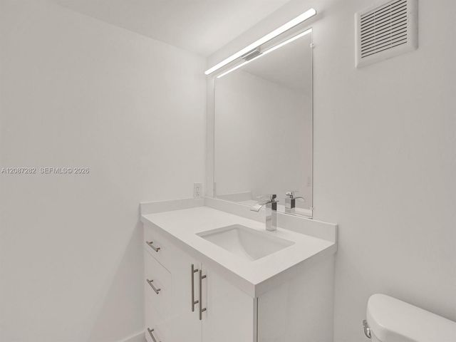 7111 Miami Lakes Drive N4, Miami Lakes, FL 33014