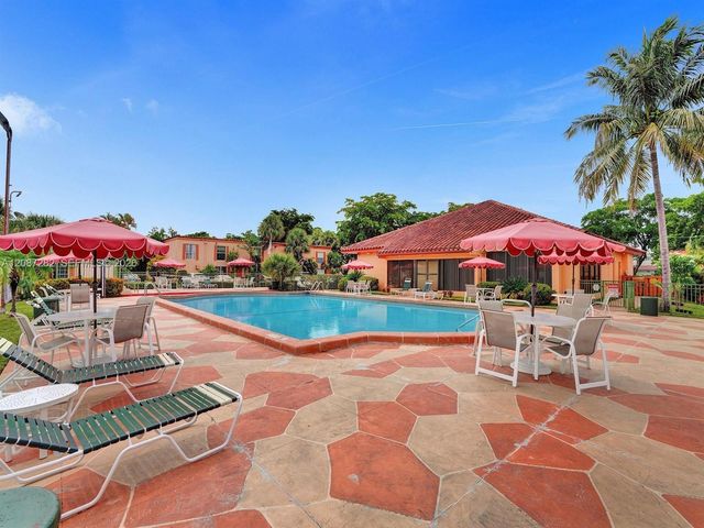 7111 Miami Lakes Drive N4, Miami Lakes, FL 33014