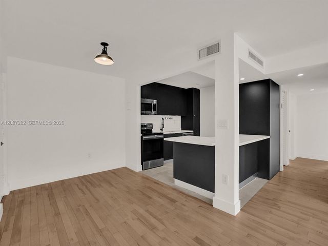 7111 Miami Lakes Drive N4, Miami Lakes, FL 33014