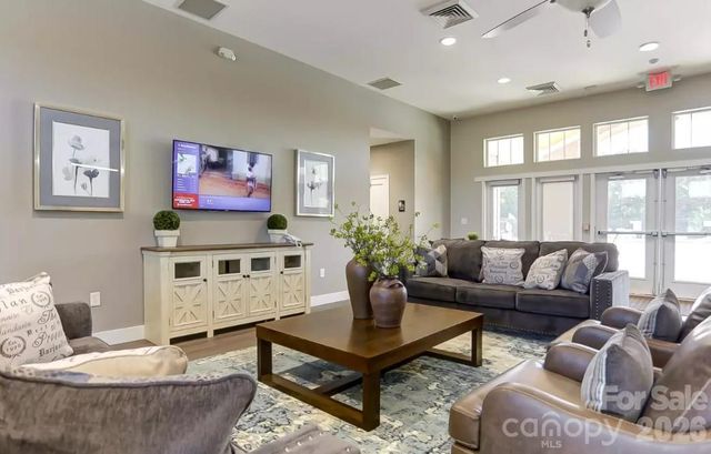 1313 Knob Creek Drive, Gastonia, NC 28054