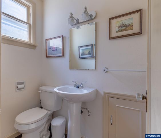 690 Electric Av SE, Salem, OR 97302