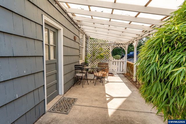 690 Electric Av SE, Salem, OR 97302