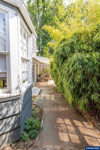 690 Electric Av SE, Salem, OR 97302