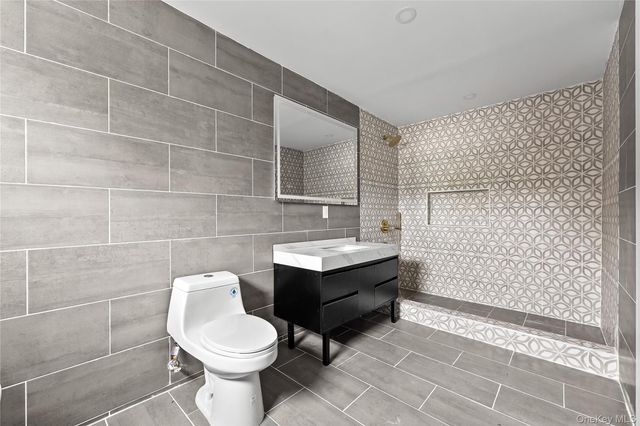 311 Lyon Street, Valley Stream, NY 11580