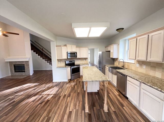 2515 CONCAN ST, San Antonio, TX 78251