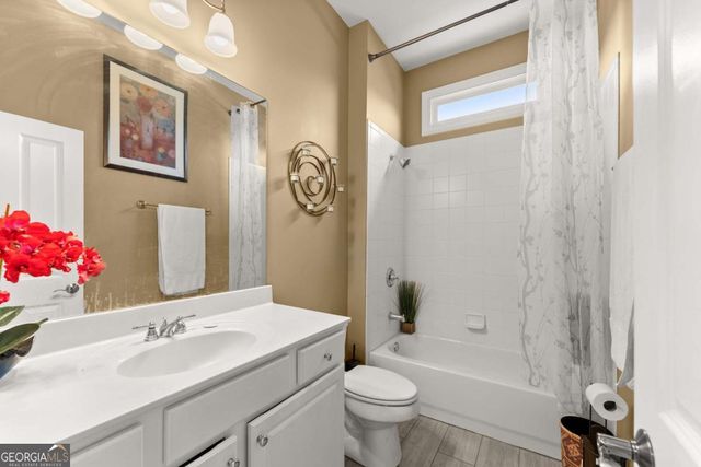 7397 Lazy Hammock Way, Flowery Branch, GA 30542