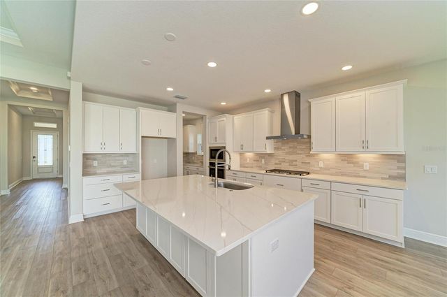 33870 TWILIGHT SEA PLACE, Dade City, FL 33525