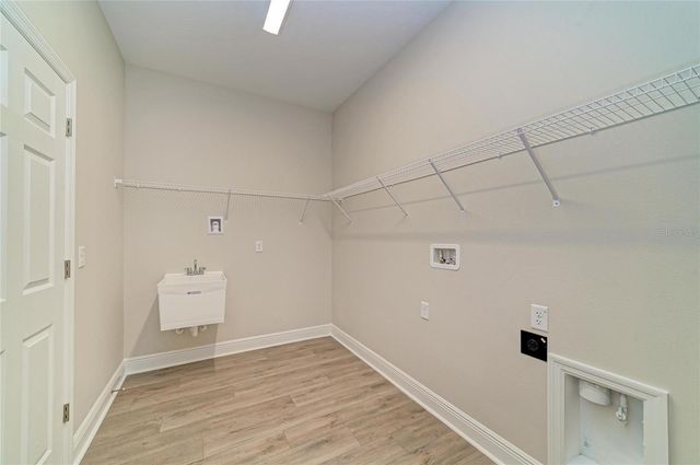 33870 TWILIGHT SEA PLACE, Dade City, FL 33525