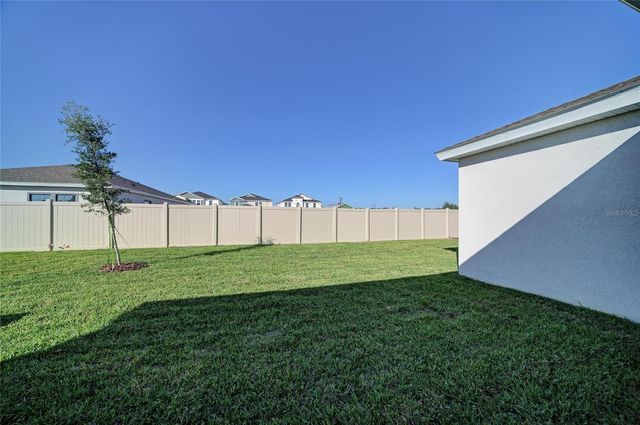 33870 TWILIGHT SEA PLACE, Dade City, FL 33525