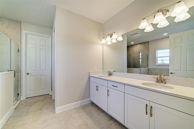 33870 TWILIGHT SEA PLACE, Dade City, FL 33525