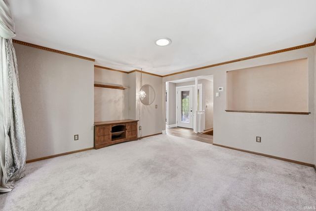 1130 Pion Road, Fort Wayne, IN 46845