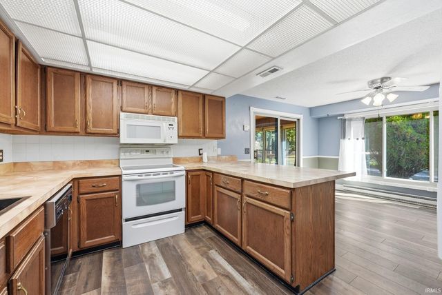 1130 Pion Road, Fort Wayne, IN 46845