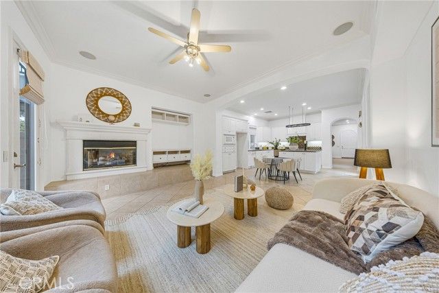 23 Vacaville, Irvine, CA 92602