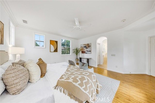 23 Vacaville, Irvine, CA 92602