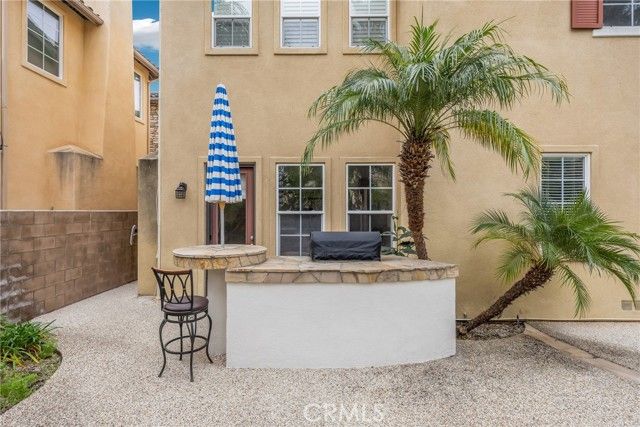 23 Vacaville, Irvine, CA 92602