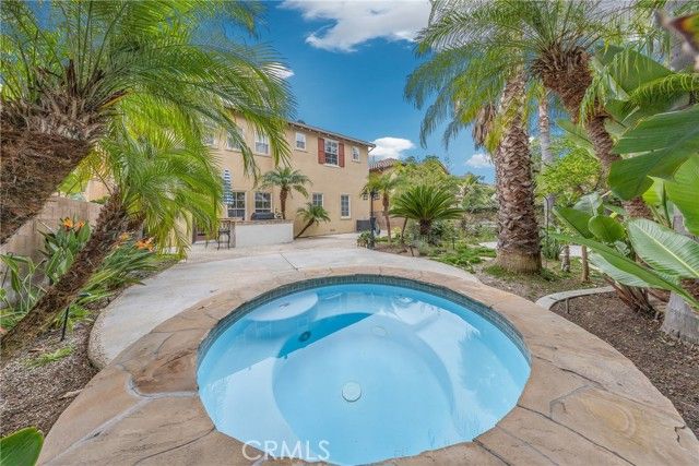 23 Vacaville, Irvine, CA 92602