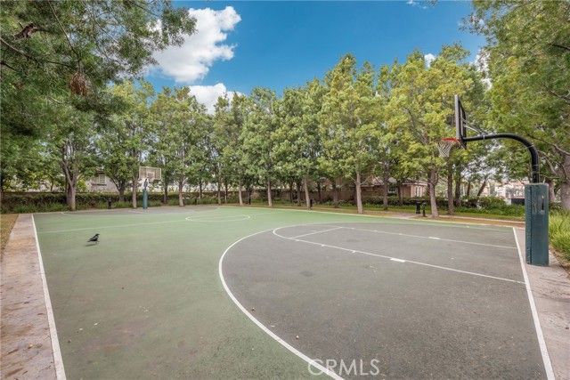 23 Vacaville, Irvine, CA 92602