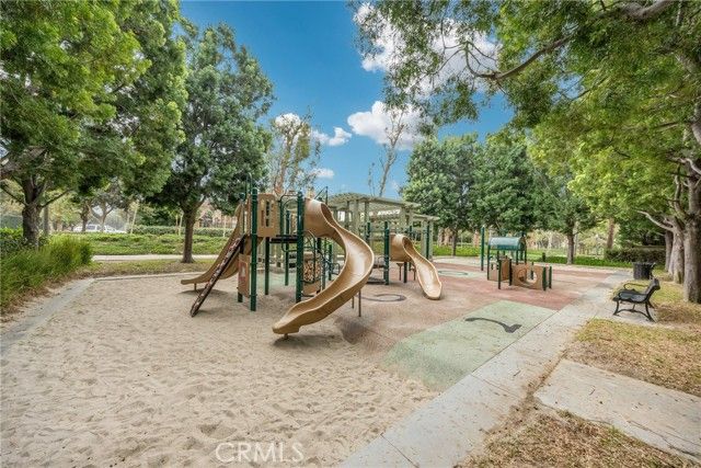 23 Vacaville, Irvine, CA 92602