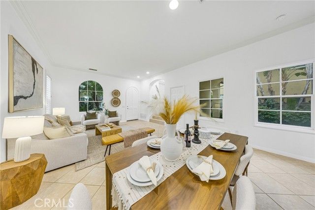 23 Vacaville, Irvine, CA 92602