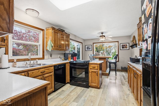 4739 Palomino Trail, Indianapolis, IN 46239