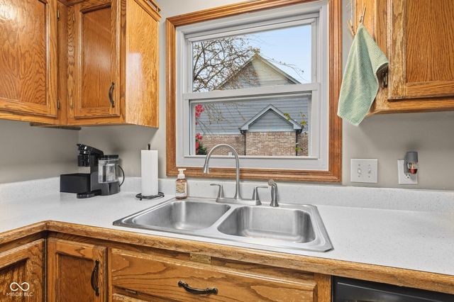 4739 Palomino Trail, Indianapolis, IN 46239