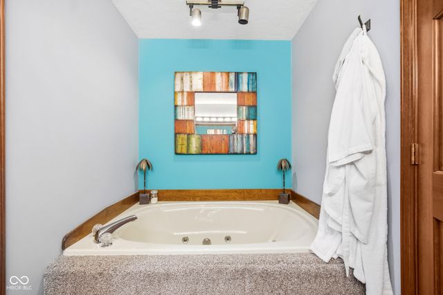 4739 Palomino Trail, Indianapolis, IN 46239