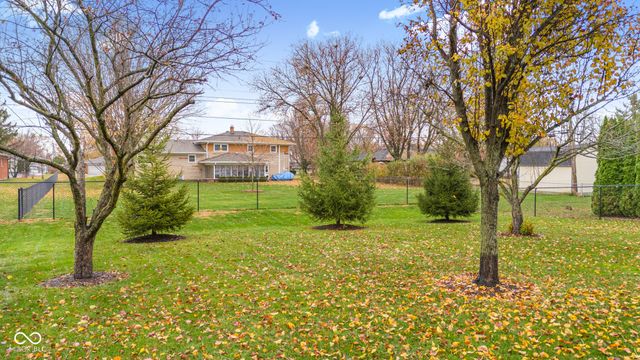 4739 Palomino Trail, Indianapolis, IN 46239