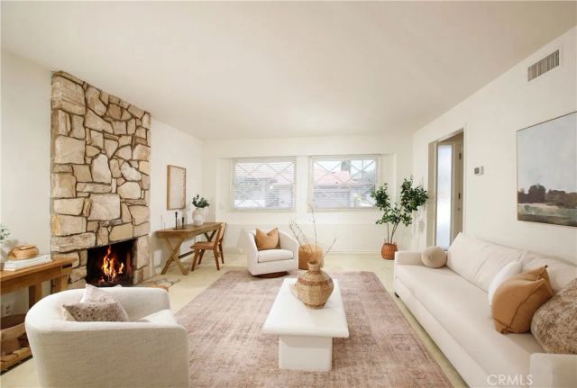 4444 Wawona Street, Los Angeles, CA 90065