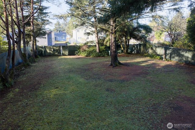 126 S Narwhal Loop SW, Ocean Shores, WA 98569