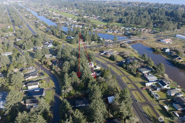 126 S Narwhal Loop SW, Ocean Shores, WA 98569