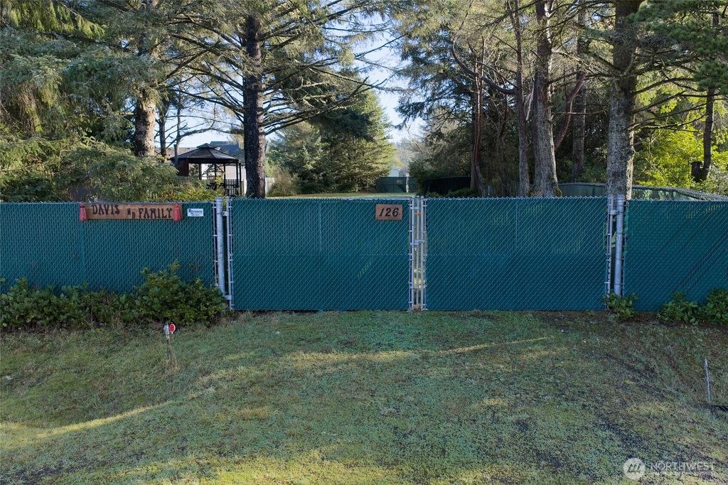 126 S Narwhal Loop SW, Ocean Shores, WA 98569