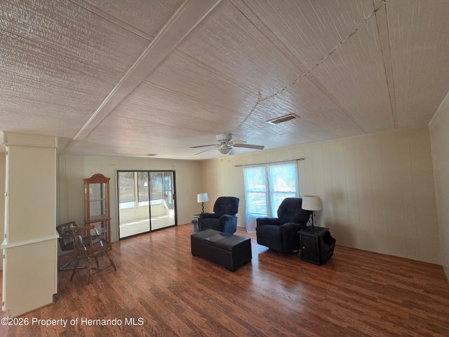 12130 Thornridge Street, Brooksville, FL 34613