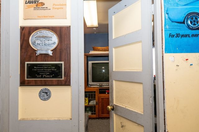 26 Nickerson Road, Bedford, MA 01730