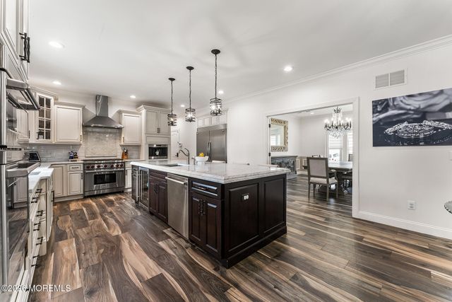 8 Cindy Court, Howell, NJ 07731