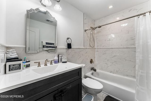 8 Cindy Court, Howell, NJ 07731