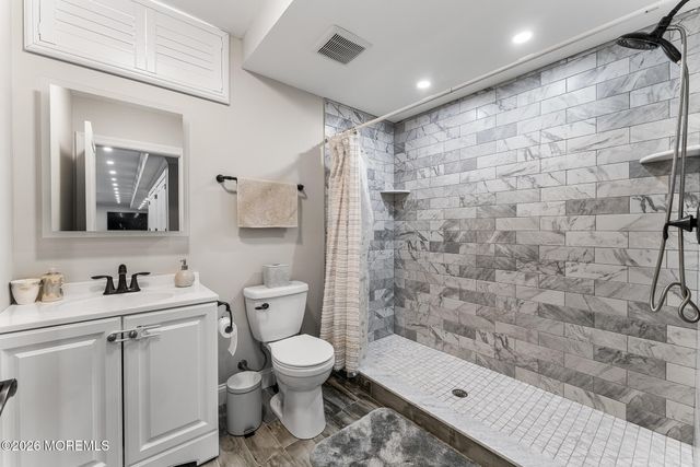 8 Cindy Court, Howell, NJ 07731