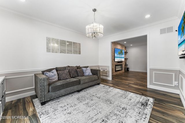 8 Cindy Court, Howell, NJ 07731