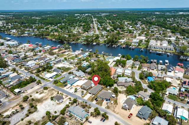 8214 Beach Drive, Panama City, FL 32408
