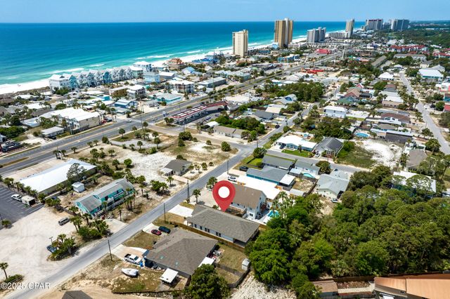 8214 Beach Drive, Panama City, FL 32408