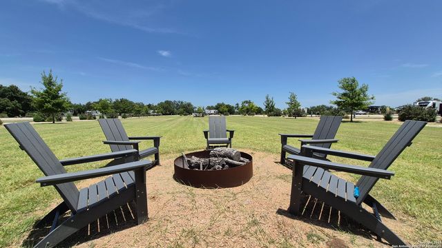 4584 US 290, Fredericksburg, TX 78624