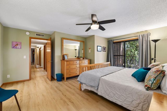 6051 Laurel Avenue 112, Golden Valley, MN 55416