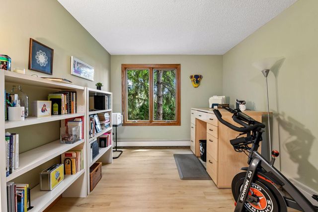 6051 Laurel Avenue 112, Golden Valley, MN 55416