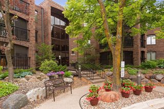 6051 Laurel Avenue 112, Golden Valley, MN 55416